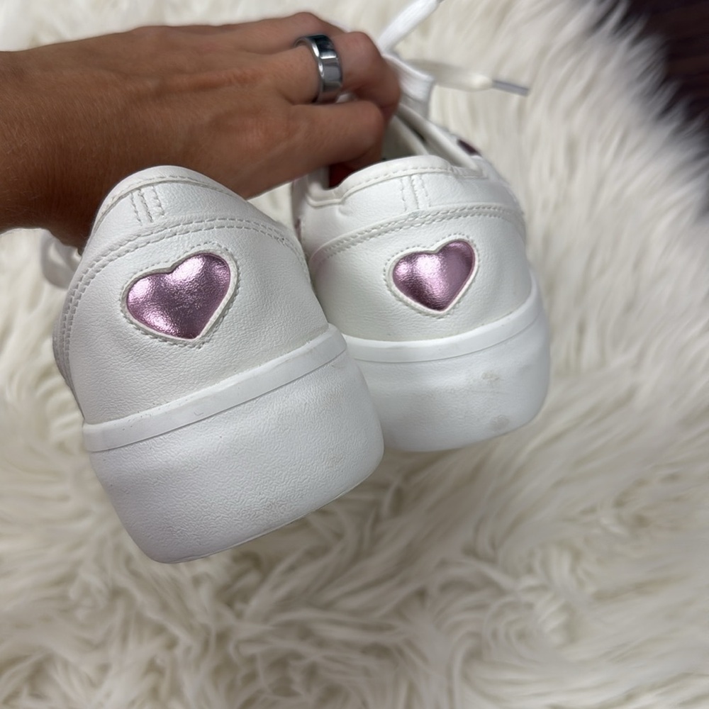 Sincerely Jules White Pink Heart Sneakers - Picture 5 of 7